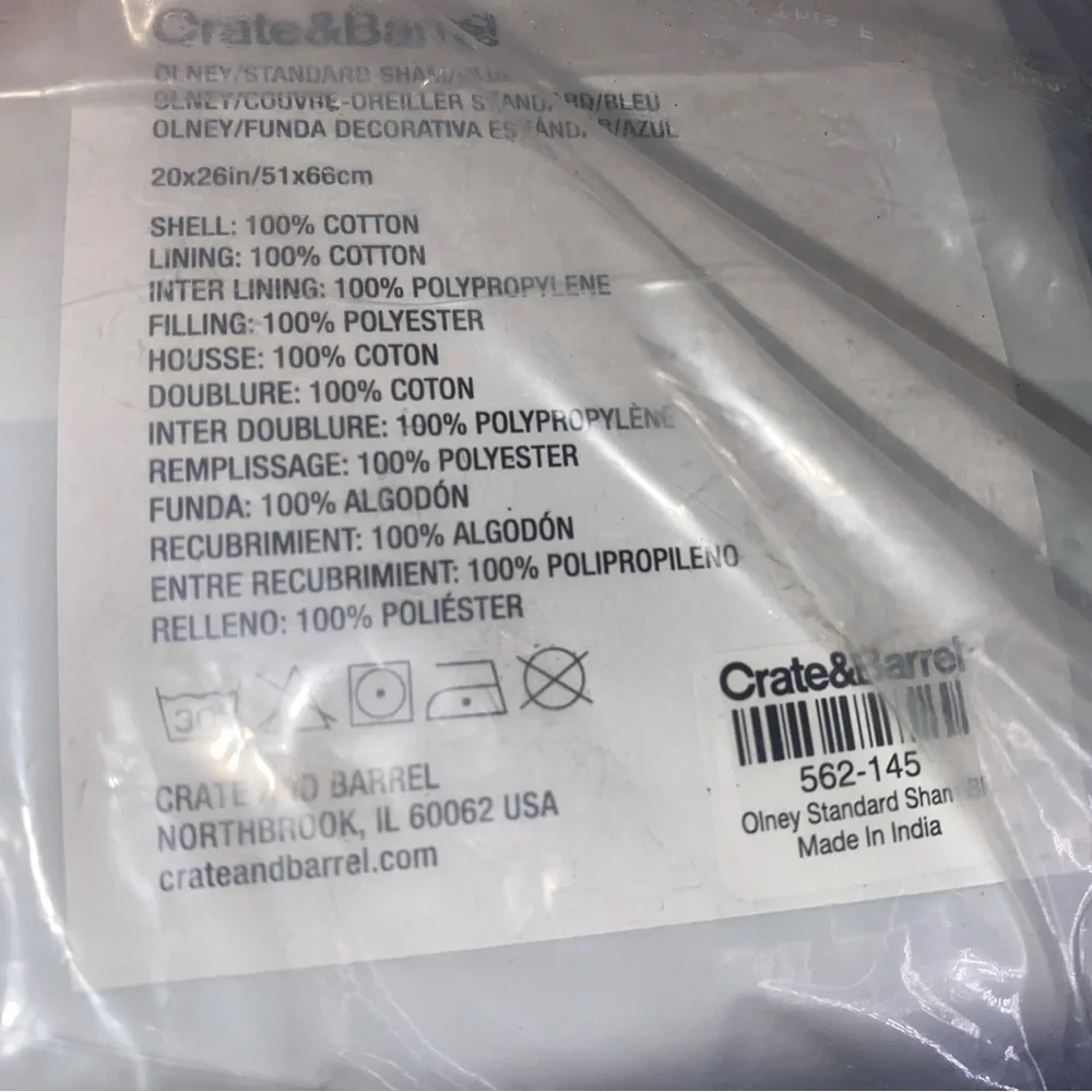 NWT Crate & Barrel Olney Standard Sham 20” X 26” in Blue